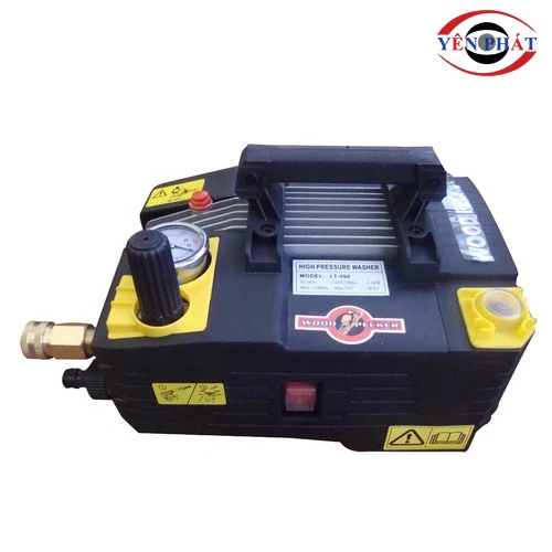 Máy rửa xe tăng áp mini gia đình LT 590