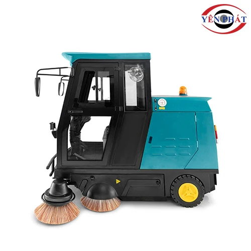Xe quét rác công nghiệp ngồi lái Kumisai KMS 78 3