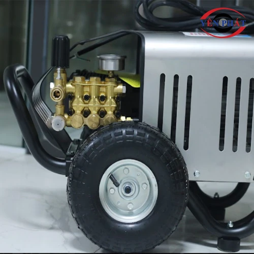 Máy Rửa Xe Lutian 2200psi 9