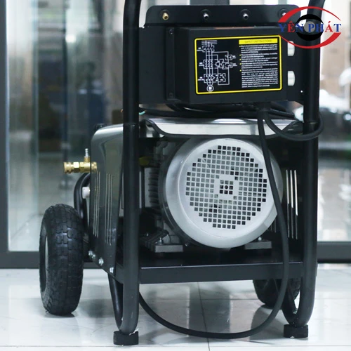 Máy phun rửa xe Palada 20M36-7.5T4 3