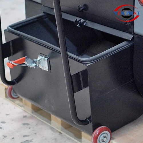 Xe quét rác ngồi lái nhà xưởng Kumisai KMS-S5 8