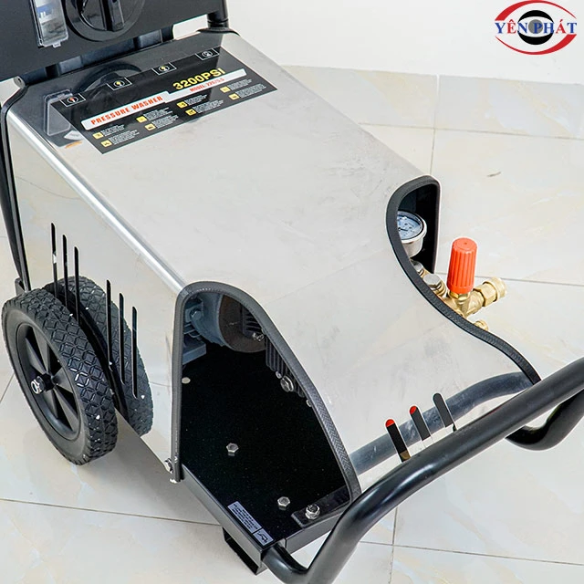 Máy rửa xe Kumisai tự động ngắt KMS 220/5.5 4