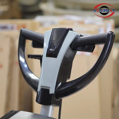 Máy chà sàn liên hợp cánh bướm Kumisai KMS2A 4