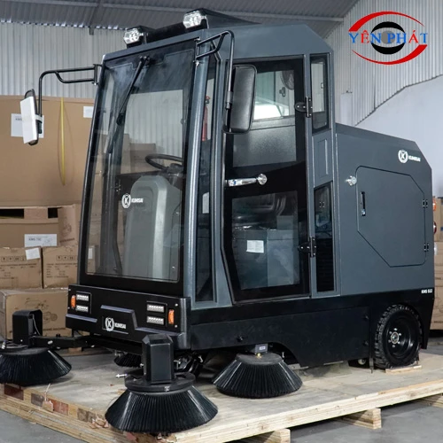 Xe quét rác ngồi lái Kumisai KMS-S12 3