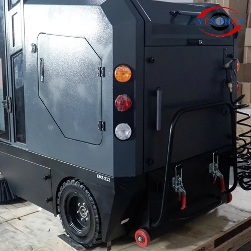 Xe quét rác ngồi lái Kumisai KMS-S12 7