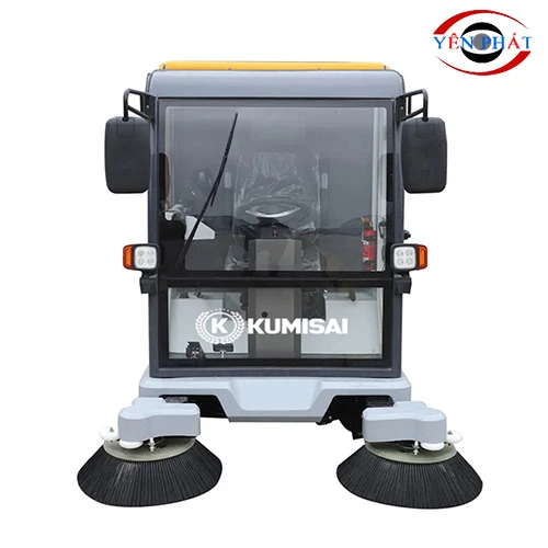 Xe quét rác công nghiệp ngồi lái Kumisai KMS 1800 3