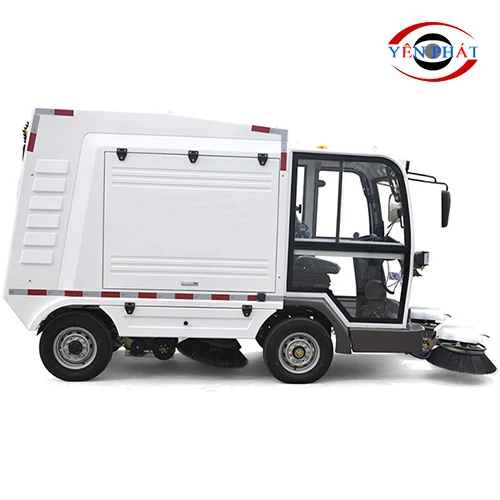 Xe quét rác công nghiệp ngồi lái Kumisai KMS-S2000 (Pin chì axit) 3