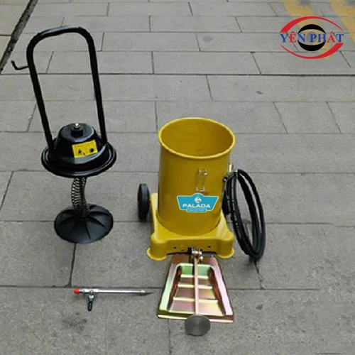Máy bơm mỡ bằng chân Palada GZ-6J 5