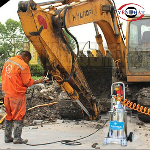 Máy bơm mỡ bò khí nén Palada PD-8A 4