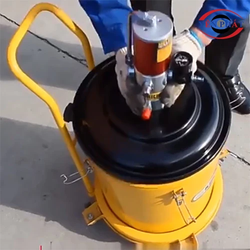 Máy bơm mỡ bằng khí nén Palada PD-9T 5