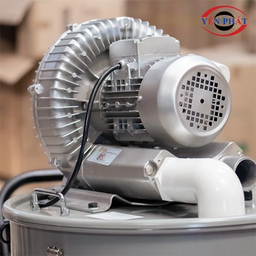 Máy hút bụi ướt công nghiệp Kumisai KMS 603T 220L 8