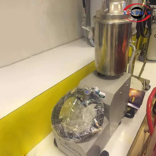Bơm mỡ bằng điện Palada PD6013 5