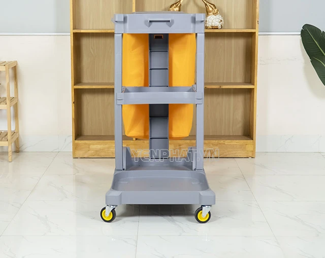 Thiết bị xe đẩy 3 tầng được sử dụng nhiều trong các khách sạn