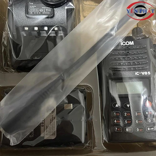 Bộ đàm cầm tay iCOM IC - V85 3