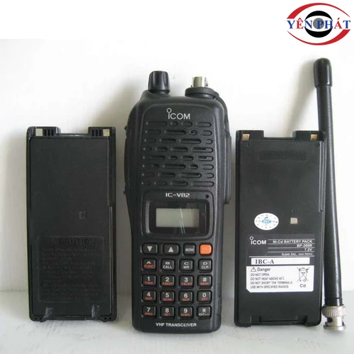 Bộ đàm cầm tay iCOM IC-V82 3
