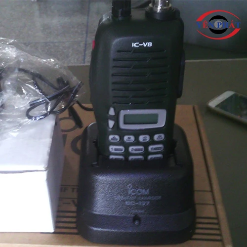 Bộ đàm cầm tay iCOM (IC-V8) VHF 4