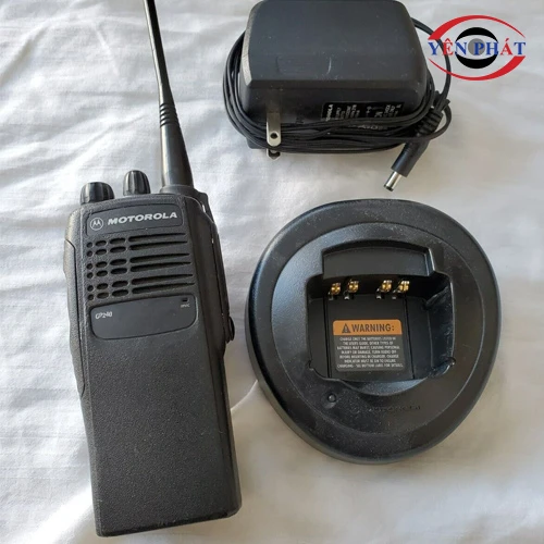 Bộ đàm cầm tay Motorola GP240 6