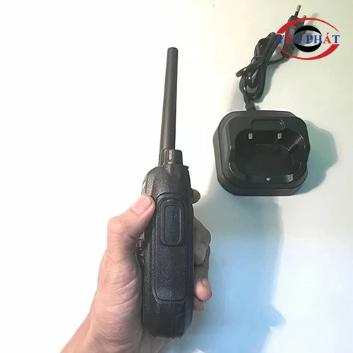 Máy bộ đàm Kenwood P802 4