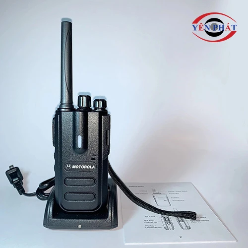 Máy bộ đàm Motorola CP550 3
