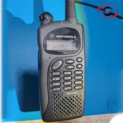 Bộ đàm cầm tay Motorola GP-2000 UHF 3