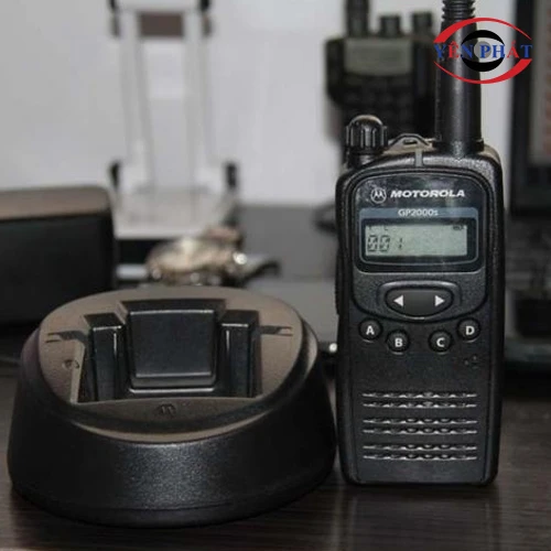 Bộ đàm cầm tay Motorola GP-2000s (VHF) 6