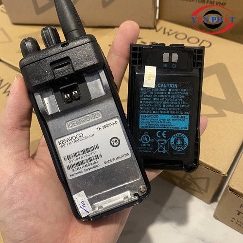 Bộ đàm cầm tay Kenwood TK-2000 (VHF) 8