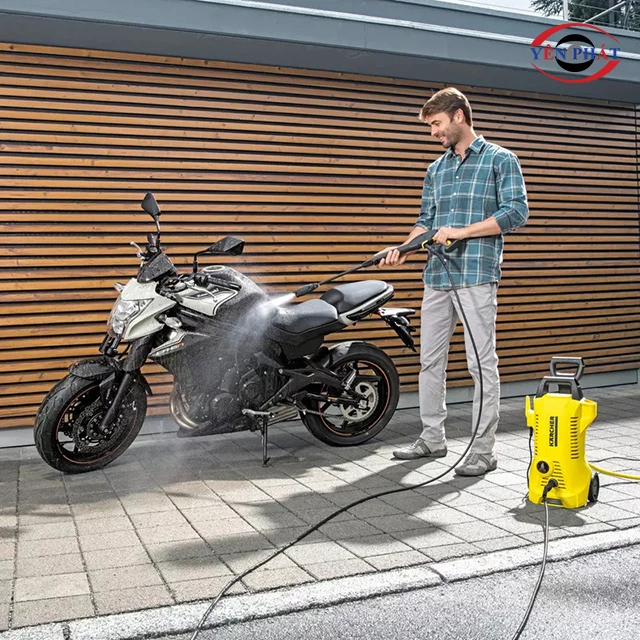 Phun rửa xe đúng cách