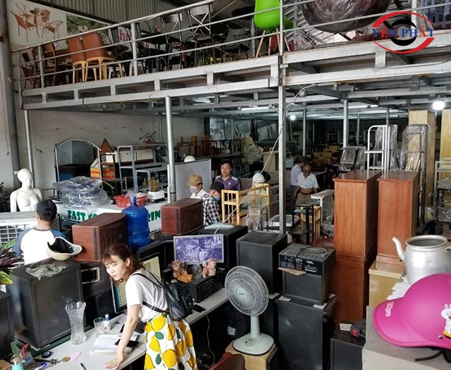 Cửa hàng máy rửa xe cũ Hải Phòng Hoàng Quỳnh