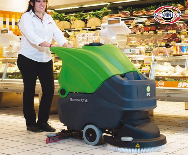 sử dụng máy đánh chà sàn IPC CT55