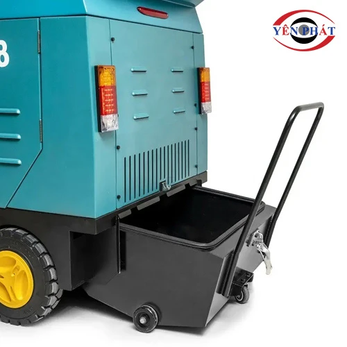 Xe quét rác công nghiệp ngồi lái Kumisai KMS 78 5