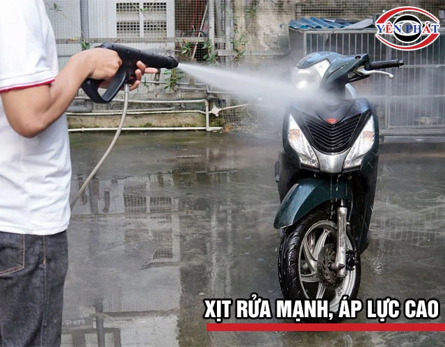 máy rửa xe Ailen xịt rửa mạnh