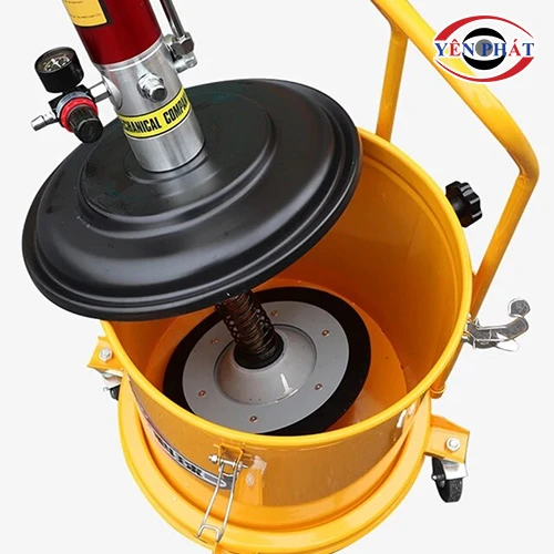 Máy bơm mỡ khí nén Kocu GZ-A9 4