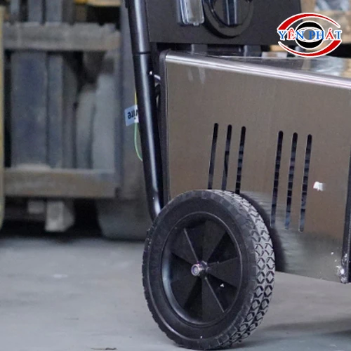 Máy rửa xe cao áp Kumisai 2200PSI 4