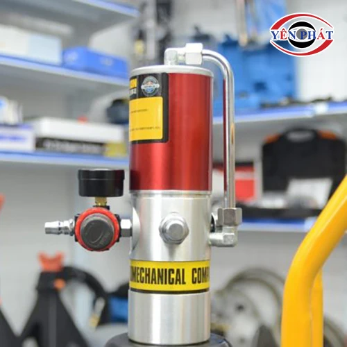Máy bơm mỡ khí nén Kocu GZ-9T 5