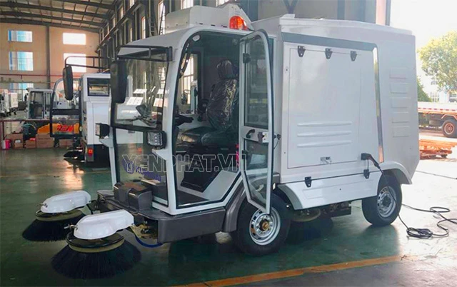 lưu ý sử dụng Xe quét rác ngồi lái Kumisai KMS-2000-M