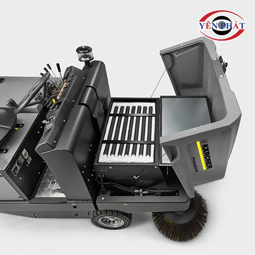 Xe quét rác ngồi lái Karcher KM 120/250 R Bp Classic 7