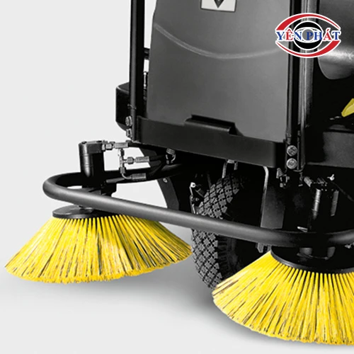 Xe quét rác đường ngồi lái Karcher KM 100/100 R G 7
