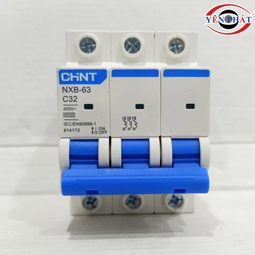 At tô mát máy rửa xe 4