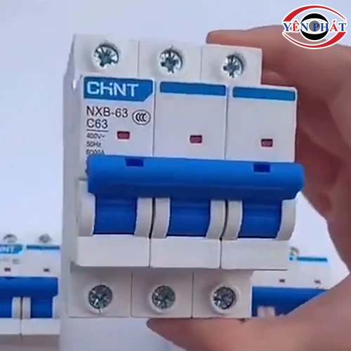 At tô mát máy rửa xe 5