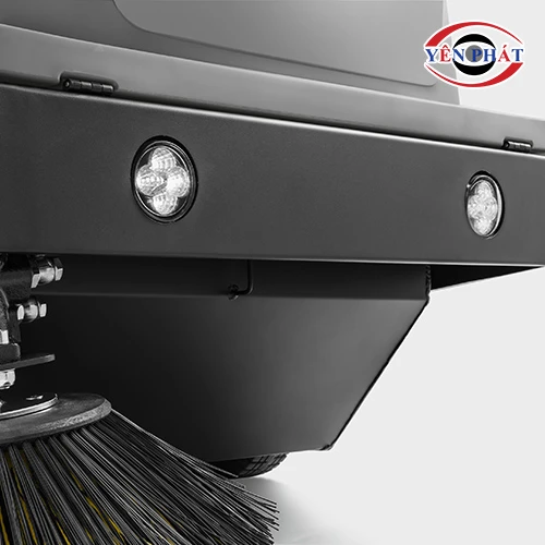 Xe quét rác đường ngồi lái Karcher KM 105/180 R Bp Classic 5