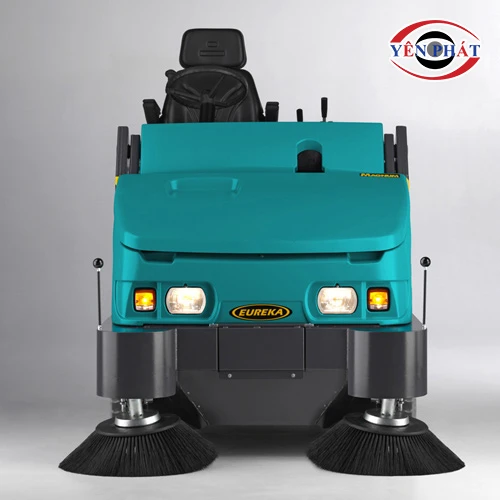 Xe quét rác đường ngồi lái công nghiệp MAGNUM HDK 4