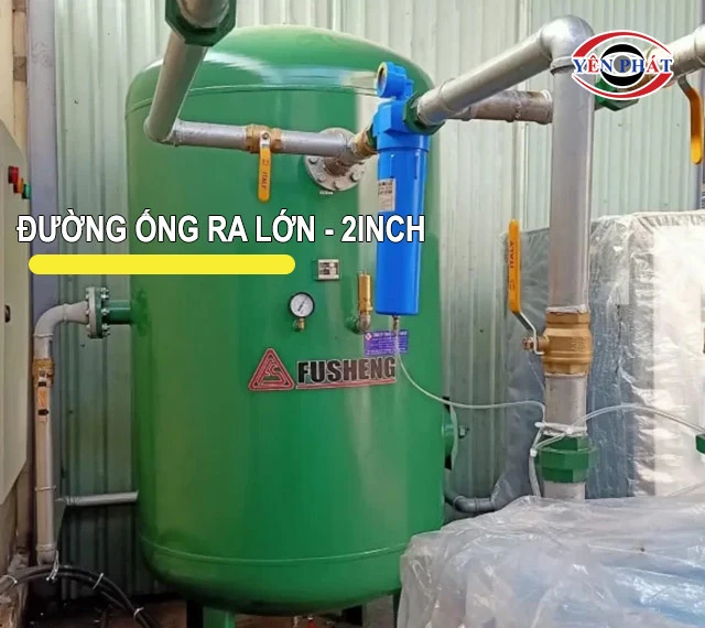 đường ống ra lớn