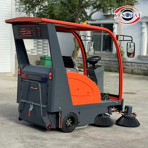 Xe quét rác nhà xưởng Kumisai KMS-1900 3
