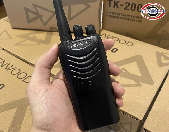 Bộ đàm Kenwood TK-2000 nhỏ gọn