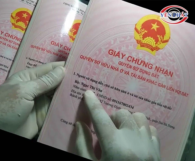 Sổ đỏ ép plastic có sao không? 9 Sự thật lần đầu tiết lộ