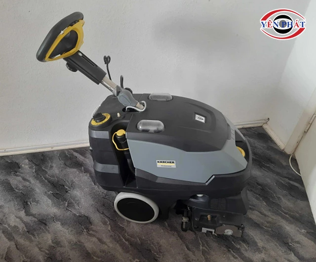 Máy giặt thảm phun hút Karcher BRC 40/22 C