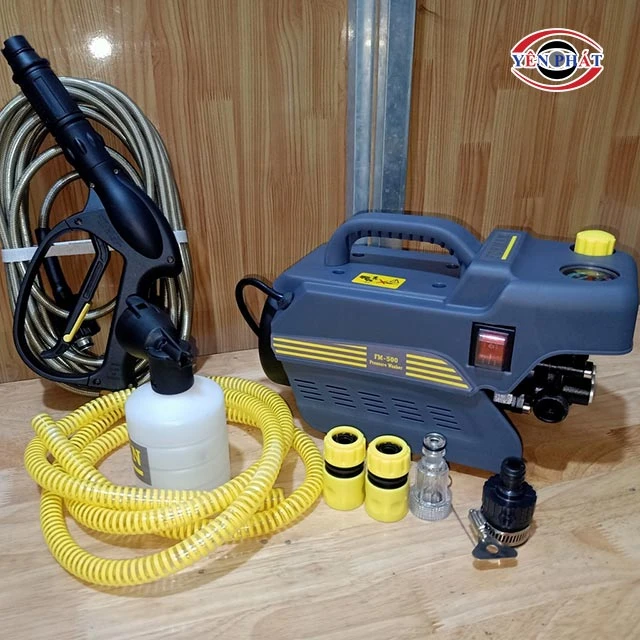 Máy phun rửa xe Forman FM500 