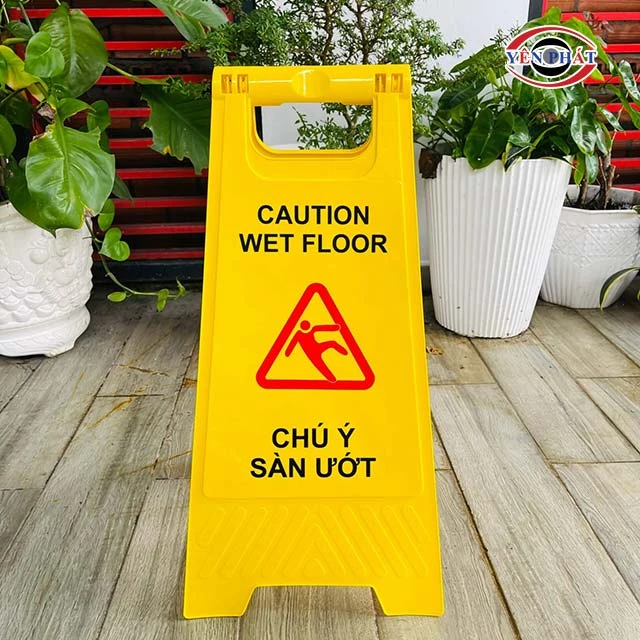 biển báo sàn ướt