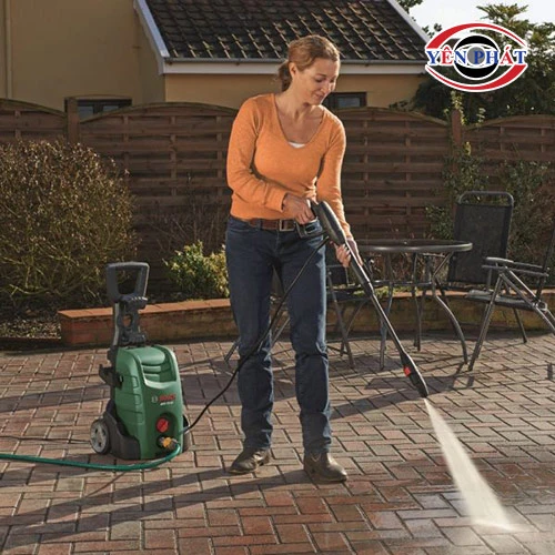 Máy rửa xe Bosch Aquatak 35-12 4