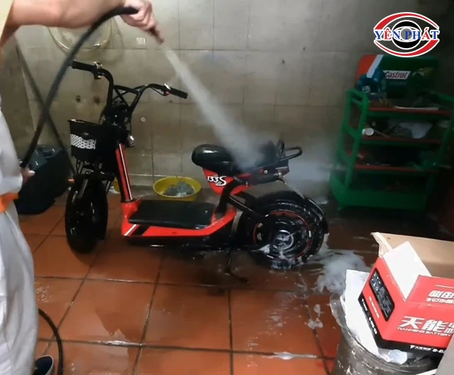 vệ sinh yên xe